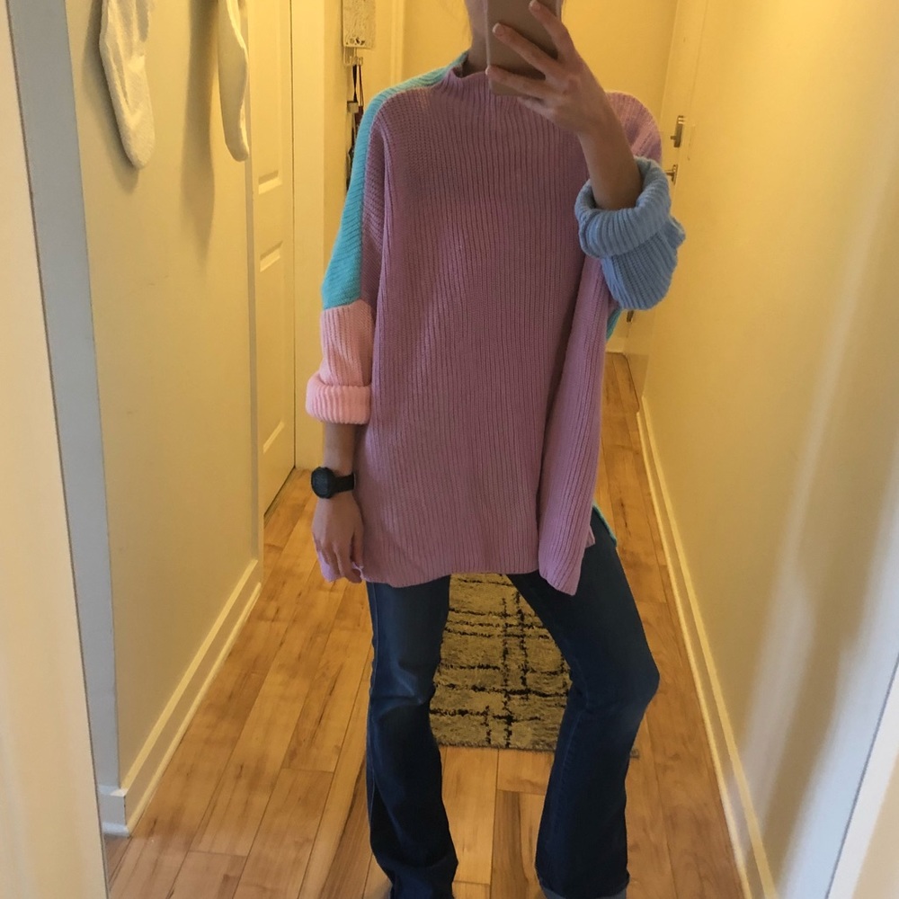Stylish 90s throwback sweater (or Easter pastel)